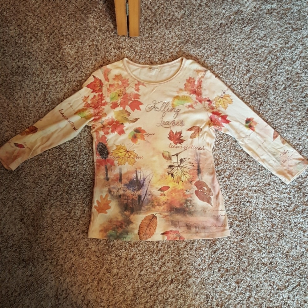 Fall Themed Quarter Sleeve Top Gems GreatCondition